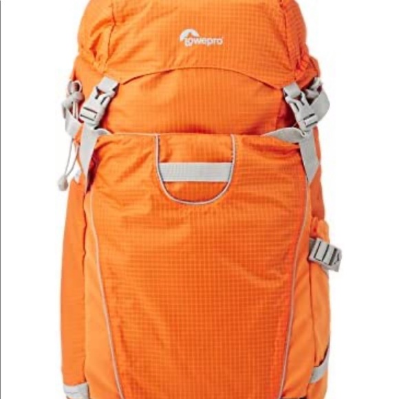 Great Travel/Hiking Bag for the Casual Photographer - Picture 8 of 13